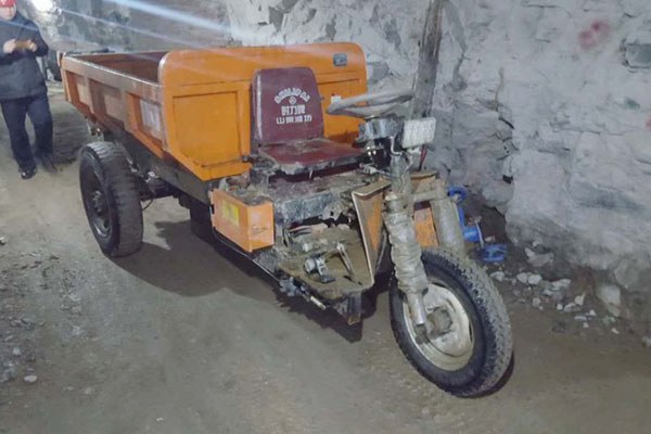 秦皇島1噸礦用電動三輪車使用案例